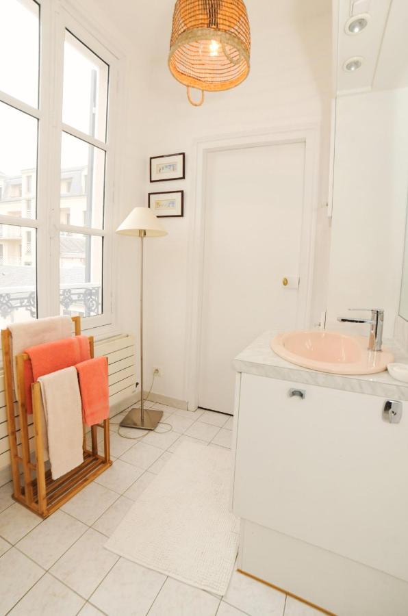 Bed and Breakfast Le Jardin Cathedrale Chartres Esterno foto