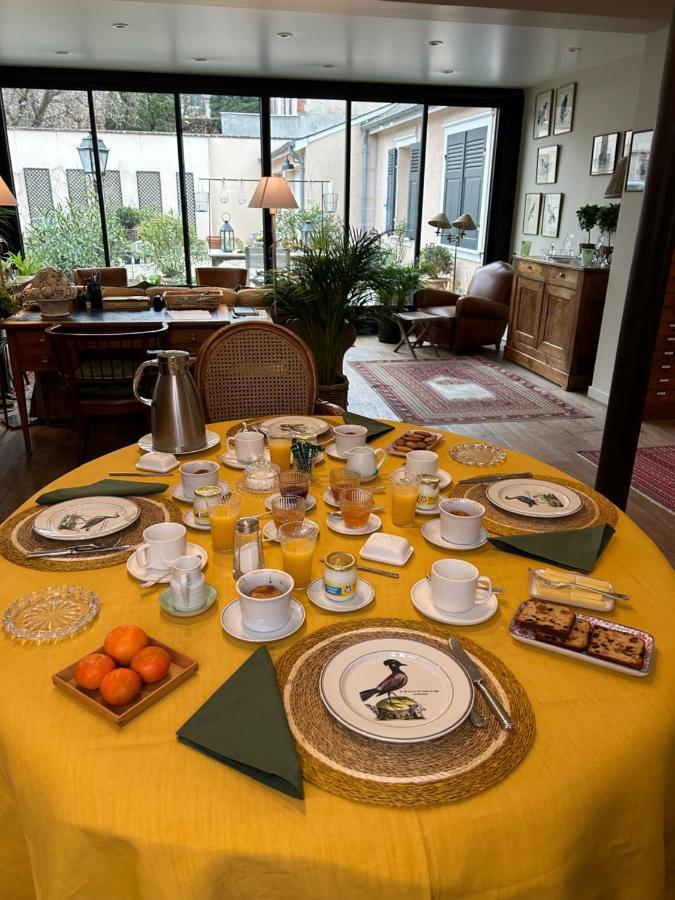 Bed and Breakfast Le Jardin Cathedrale Chartres Esterno foto